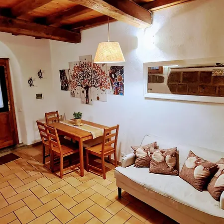 Mad House Apartment Sutri